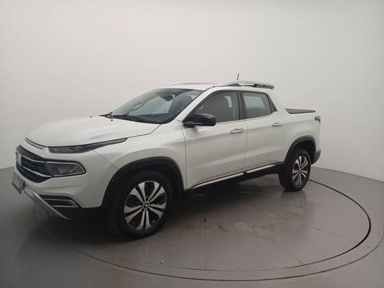 FIAT TORO 2.0 16V TURBO DIESEL VOLCANO 4WD AT9 FIAT TORO 2.0 16V TURBO DIESEL VOLCANO 4WD AT9
